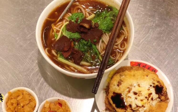 从 “街头味” 到 “产业级”：宜宾燃面借标准破局工业化